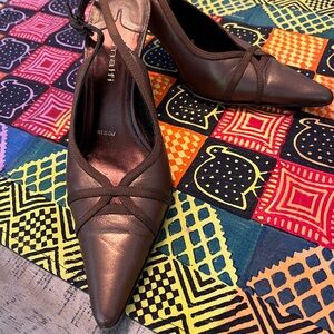 Amalfi Women's Bronze Metallic Leather Pointed Toe Heels